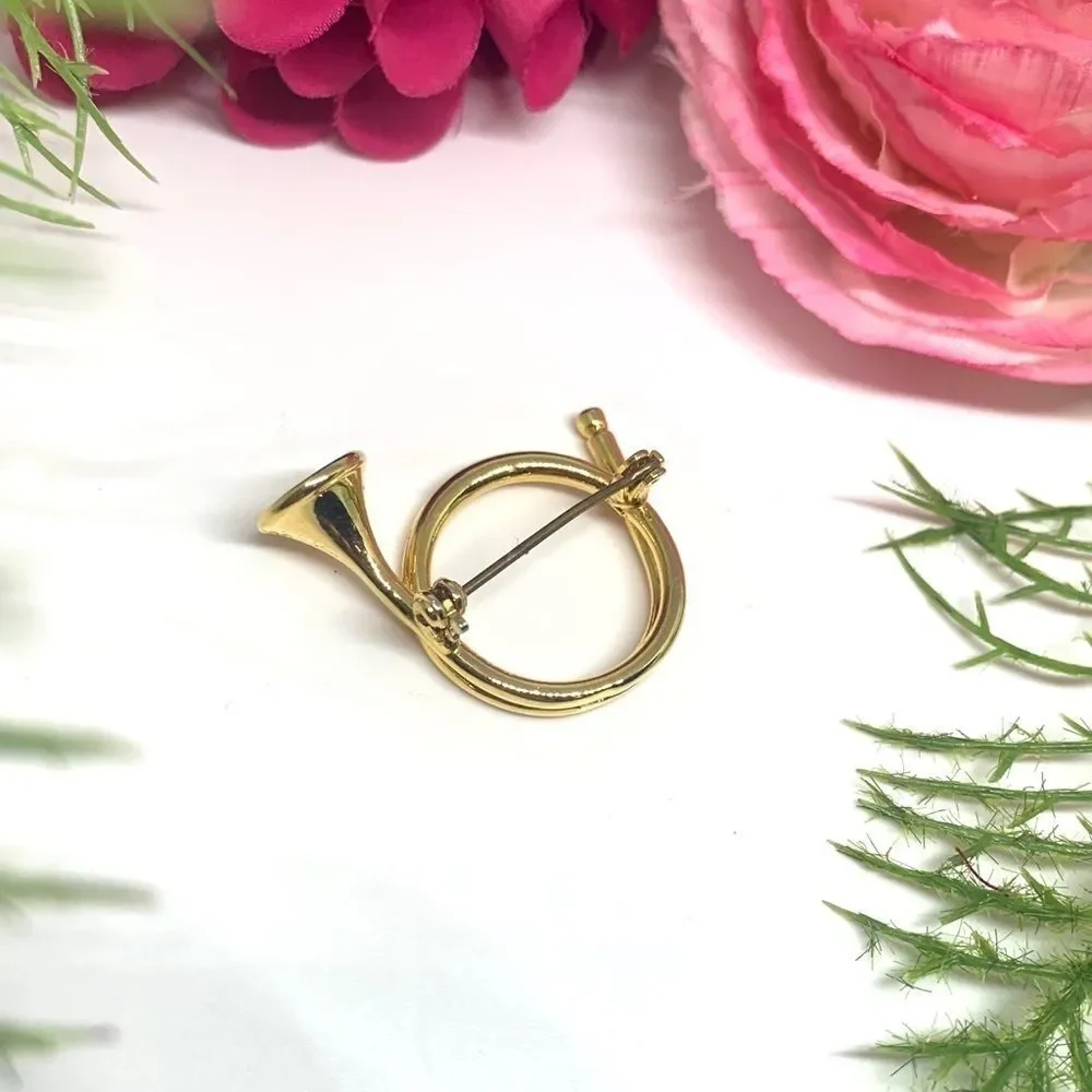 VINTAGE⚜️French Horn Petite Golden Pin